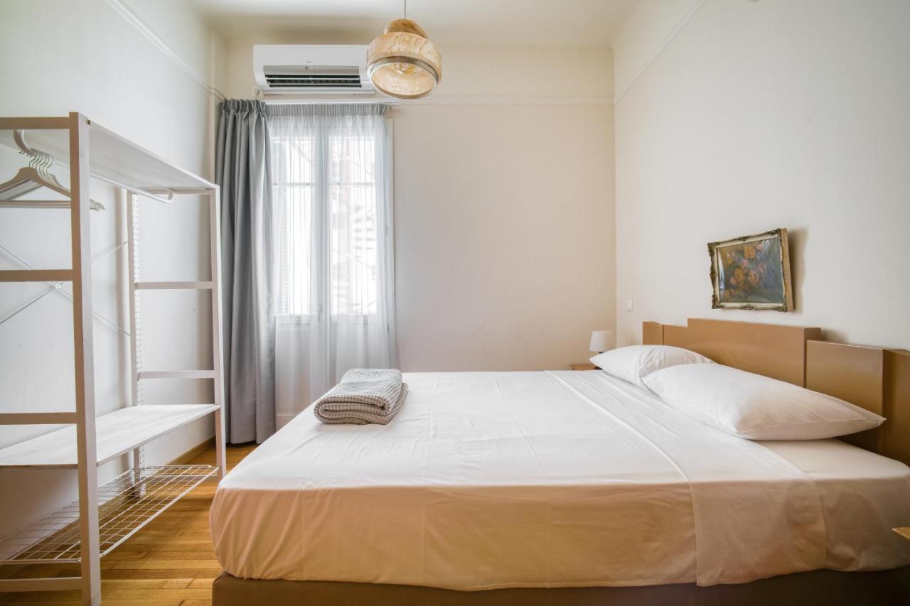 Keramos Athens Aparthotel Exterior photo