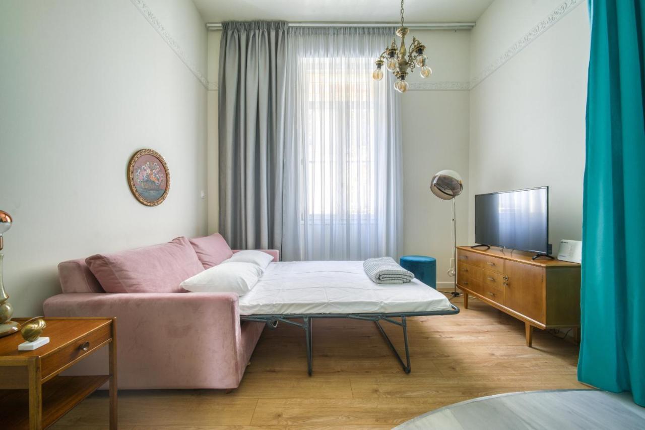 Keramos Athens Aparthotel Exterior photo