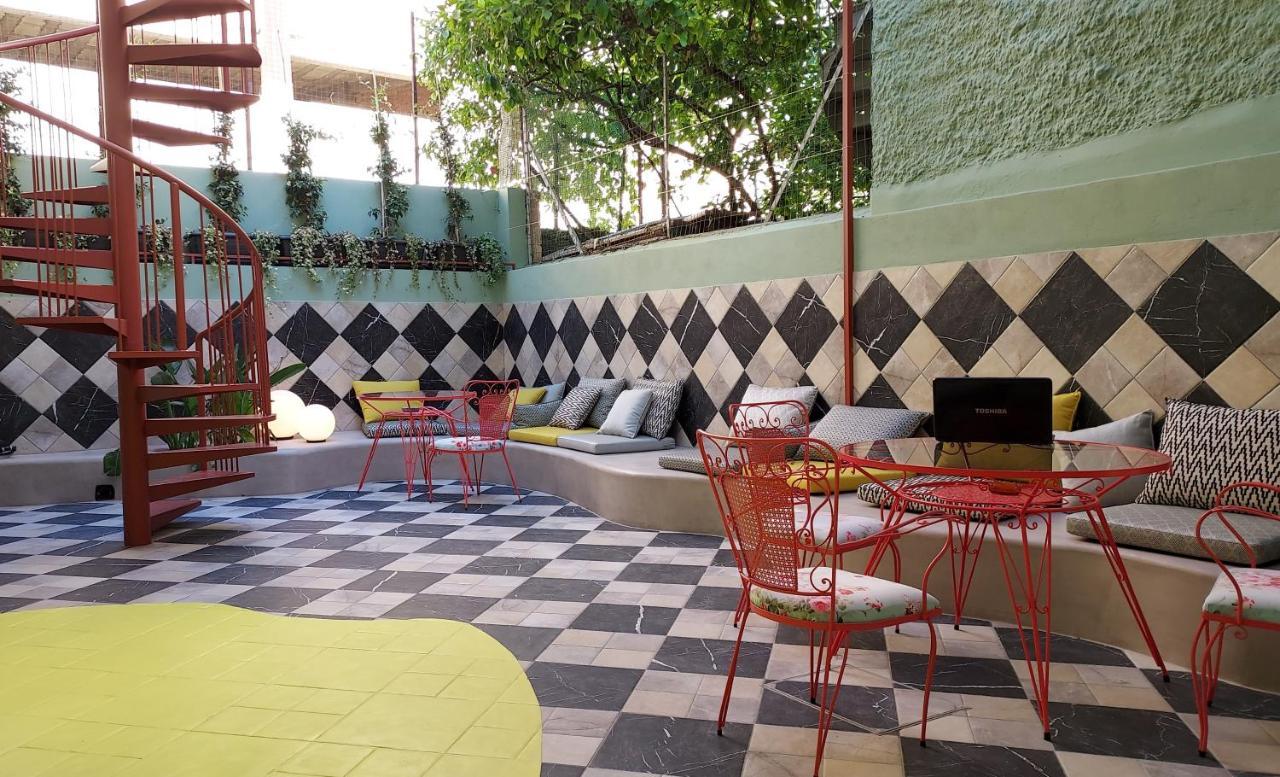 Keramos Athens Aparthotel Exterior photo